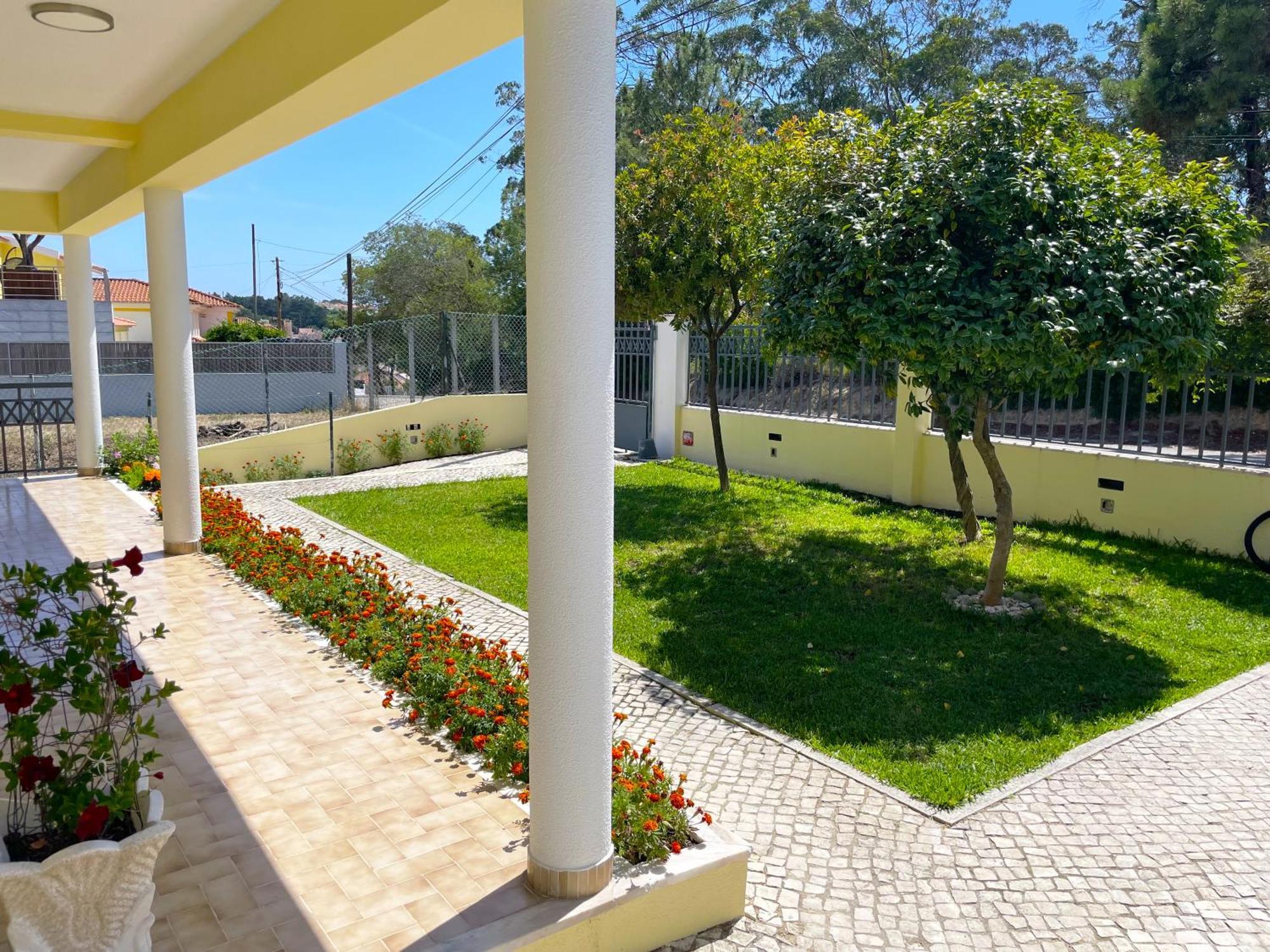 Lolik Villa Sobreda Экстерьер фото